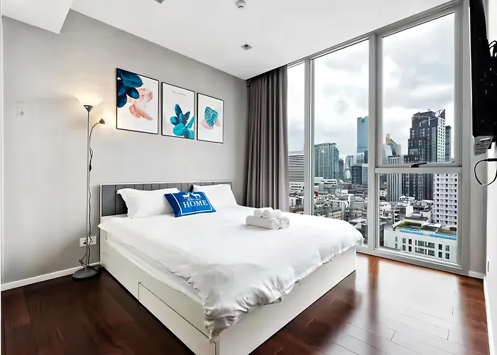 Hyde Sukhumvit 11 公寓